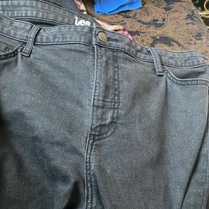 Regular Fit Boot Cut Mid Rise Jeans